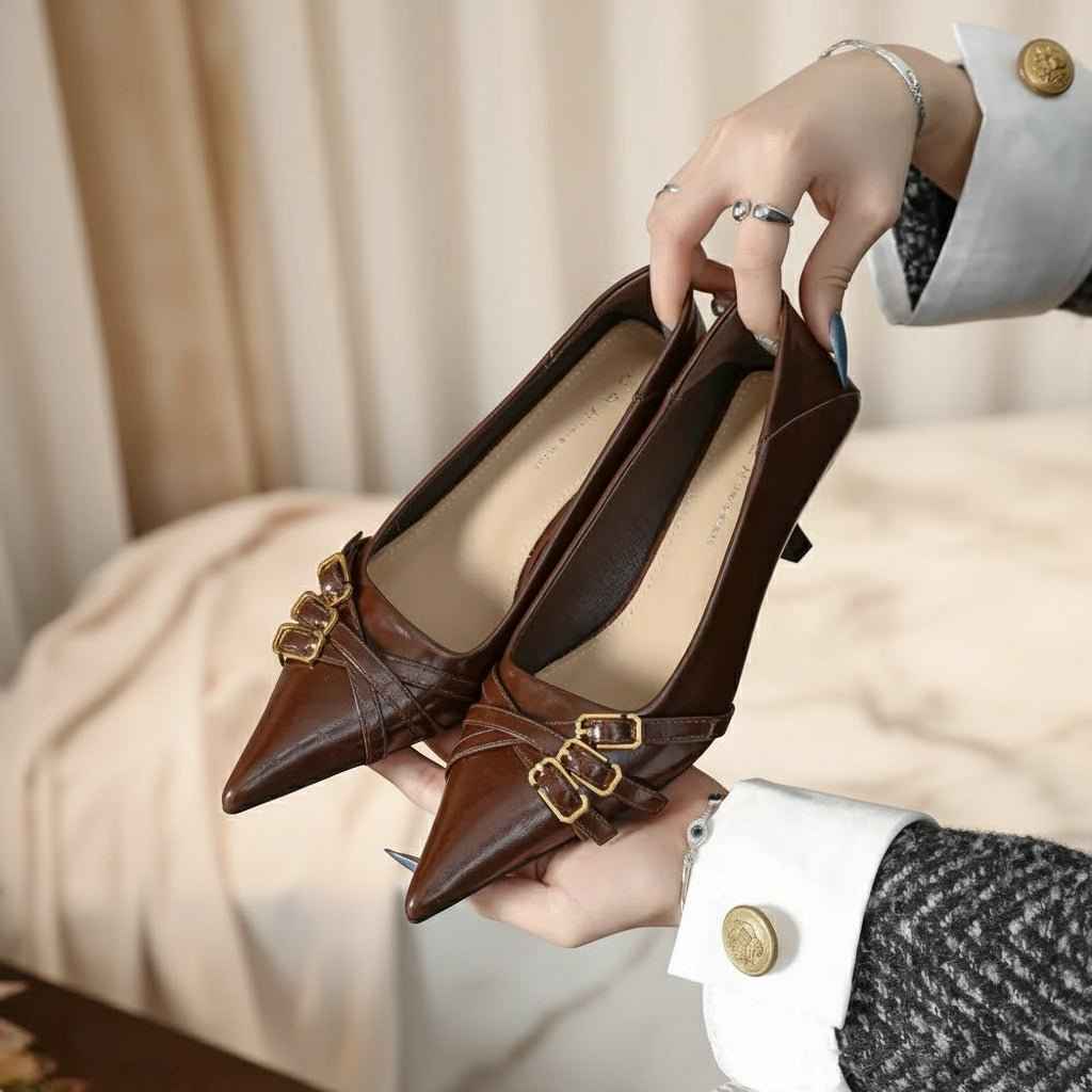 Escarpins Femme Cuir Élégants à Bout Pointu - Confort Optimal et Style Chic avec Petit Talon