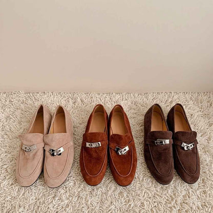 Mocassins Femme Cuir Premium en Daim Mouton avec Boucle Cadenas et Bout Rond